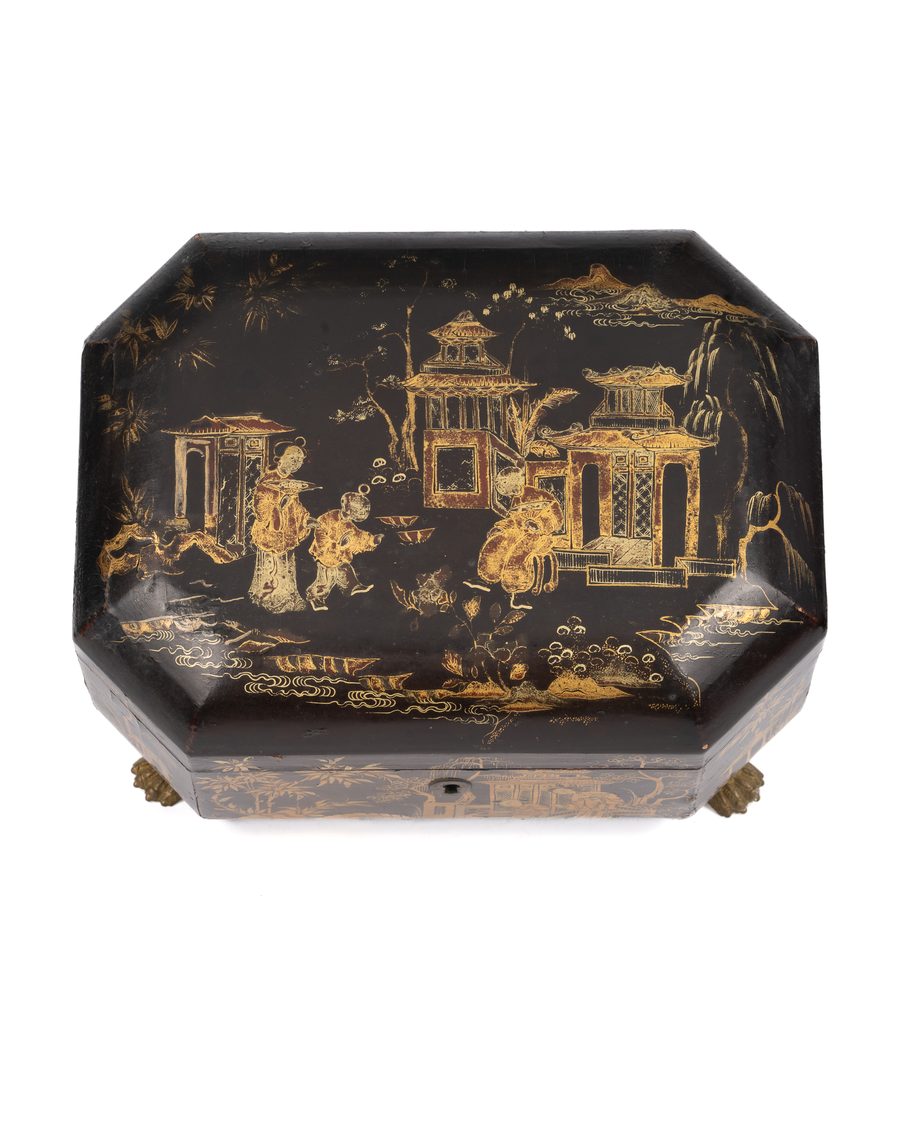 Gilt chinoiserie lacquer box