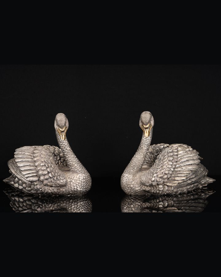 Lot 646: Pair of Scully & Scully Sterling Silver Swan Sculptures