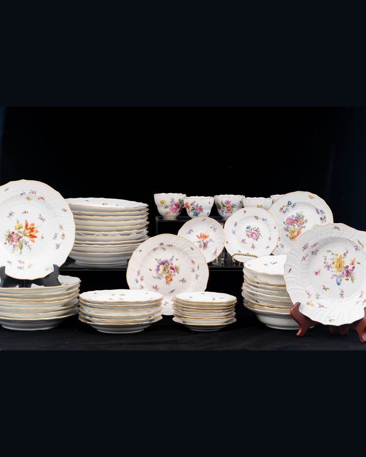 Lot 269: (52) Meissen Partial Dinner Service, Dresden Flowers and Beetles